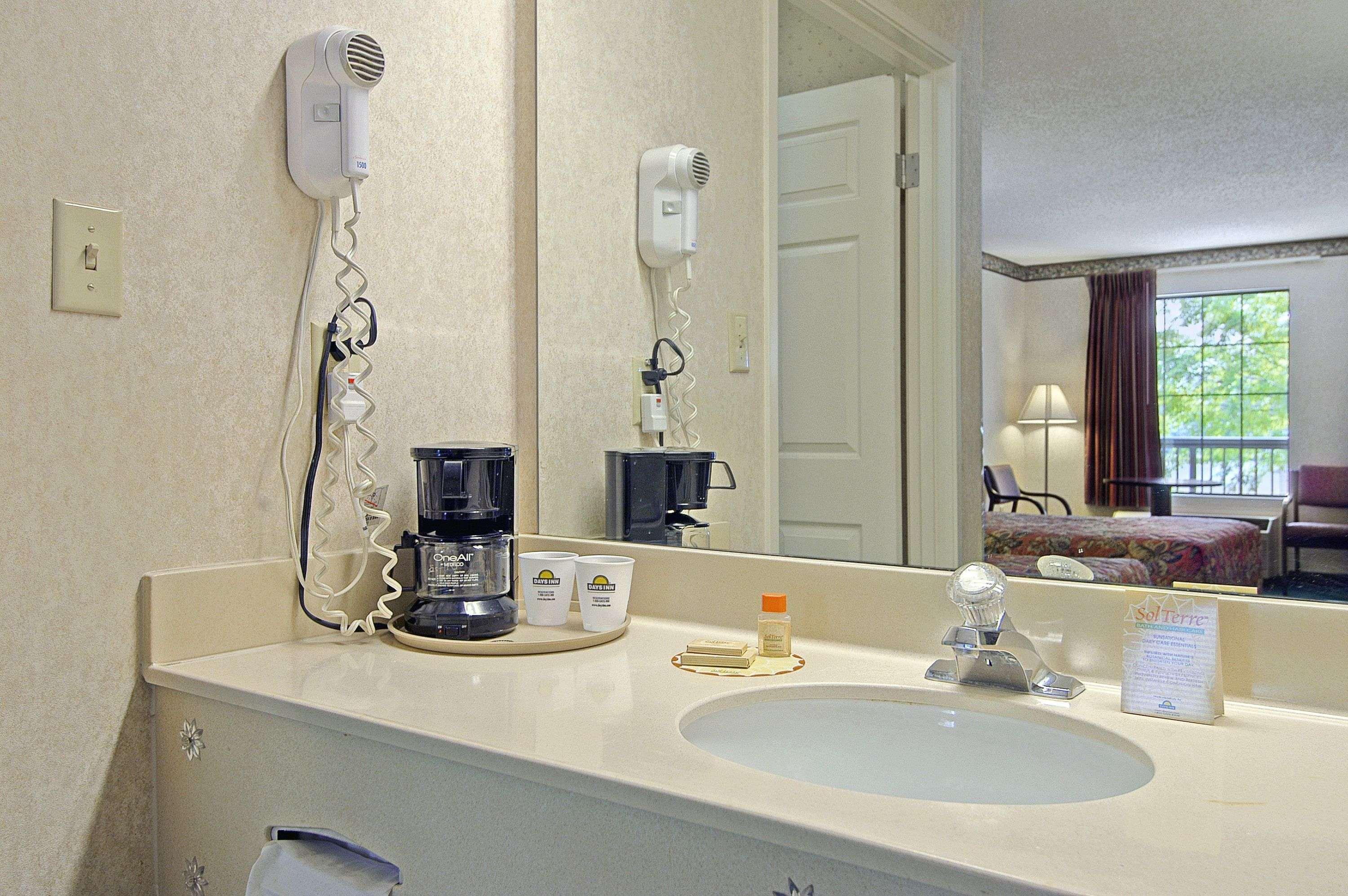 Days Inn & Suites By Wyndham Fort Valley Ngoại thất bức ảnh