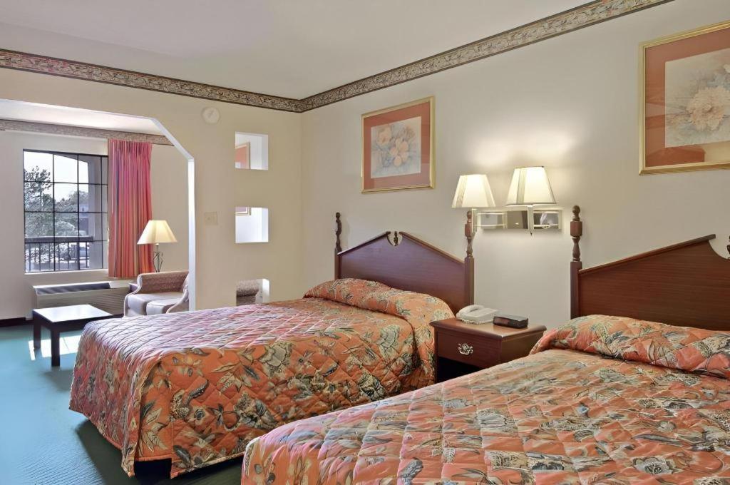 Days Inn & Suites By Wyndham Fort Valley Ngoại thất bức ảnh